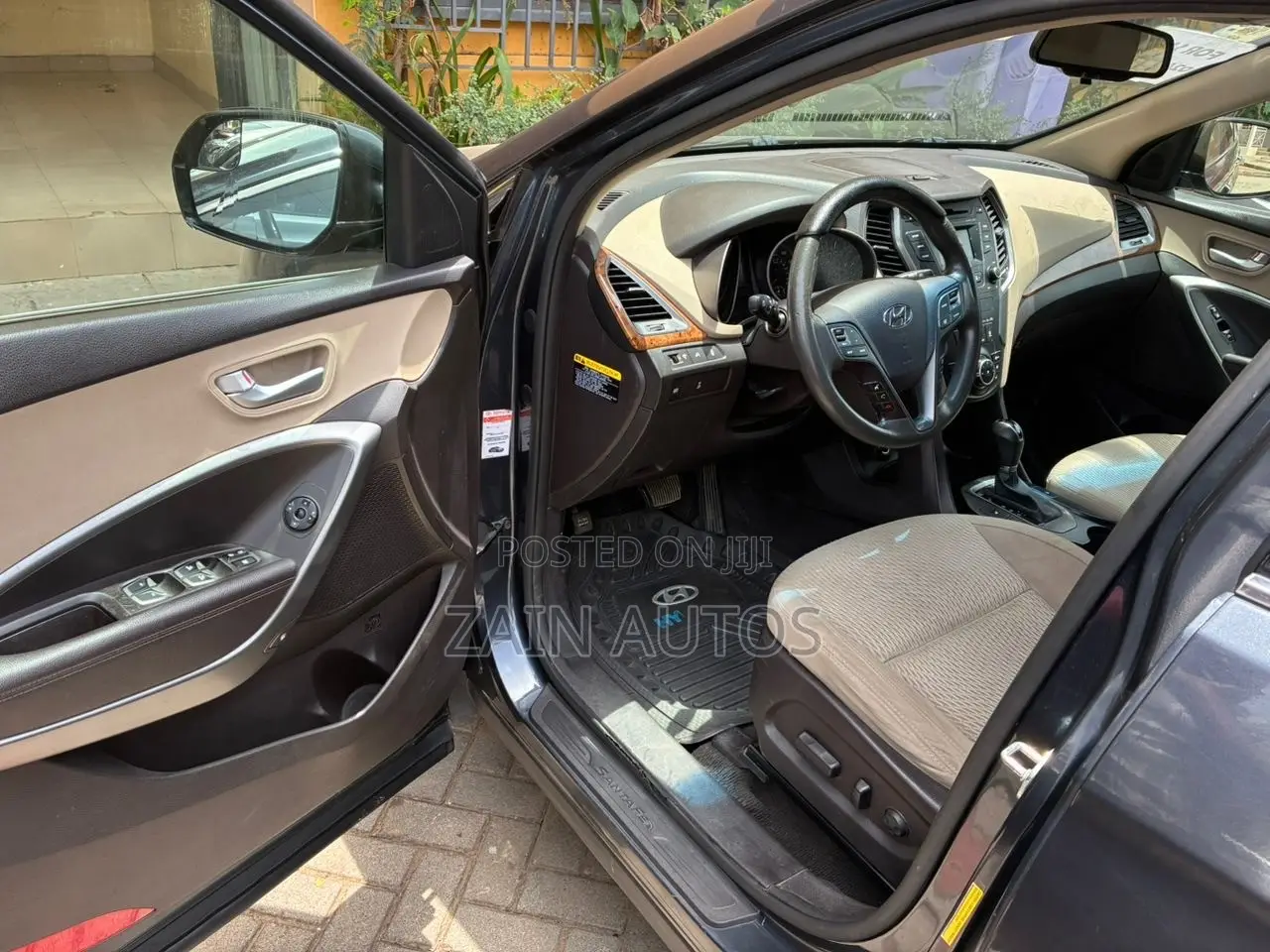 Hyundai Santa Fe SE AWD 2016 Black