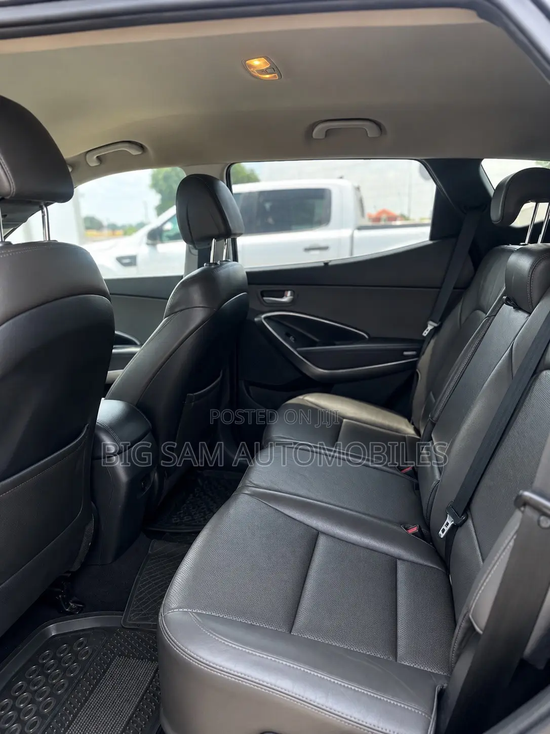 Hyundai Santa Fe 2016 Black