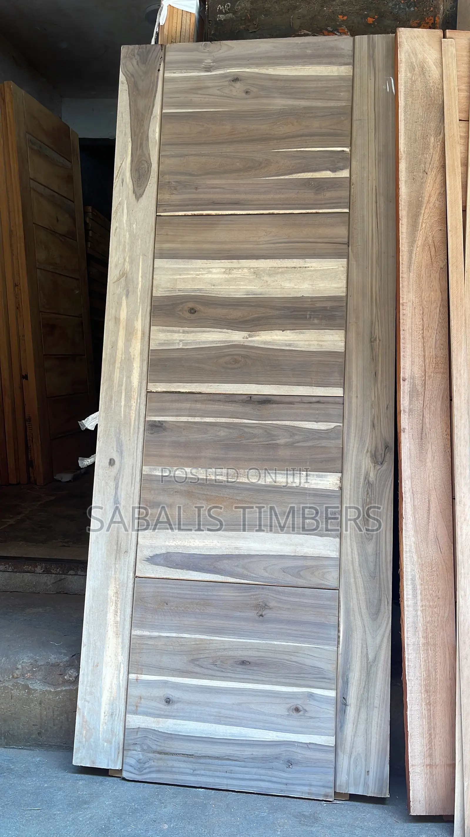 Quality Wooden Door Available (33 and 27 Inches)