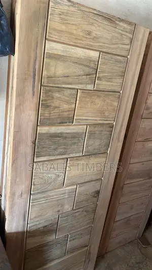 Quality Wooden Door Available (33 and 27 Inches)
