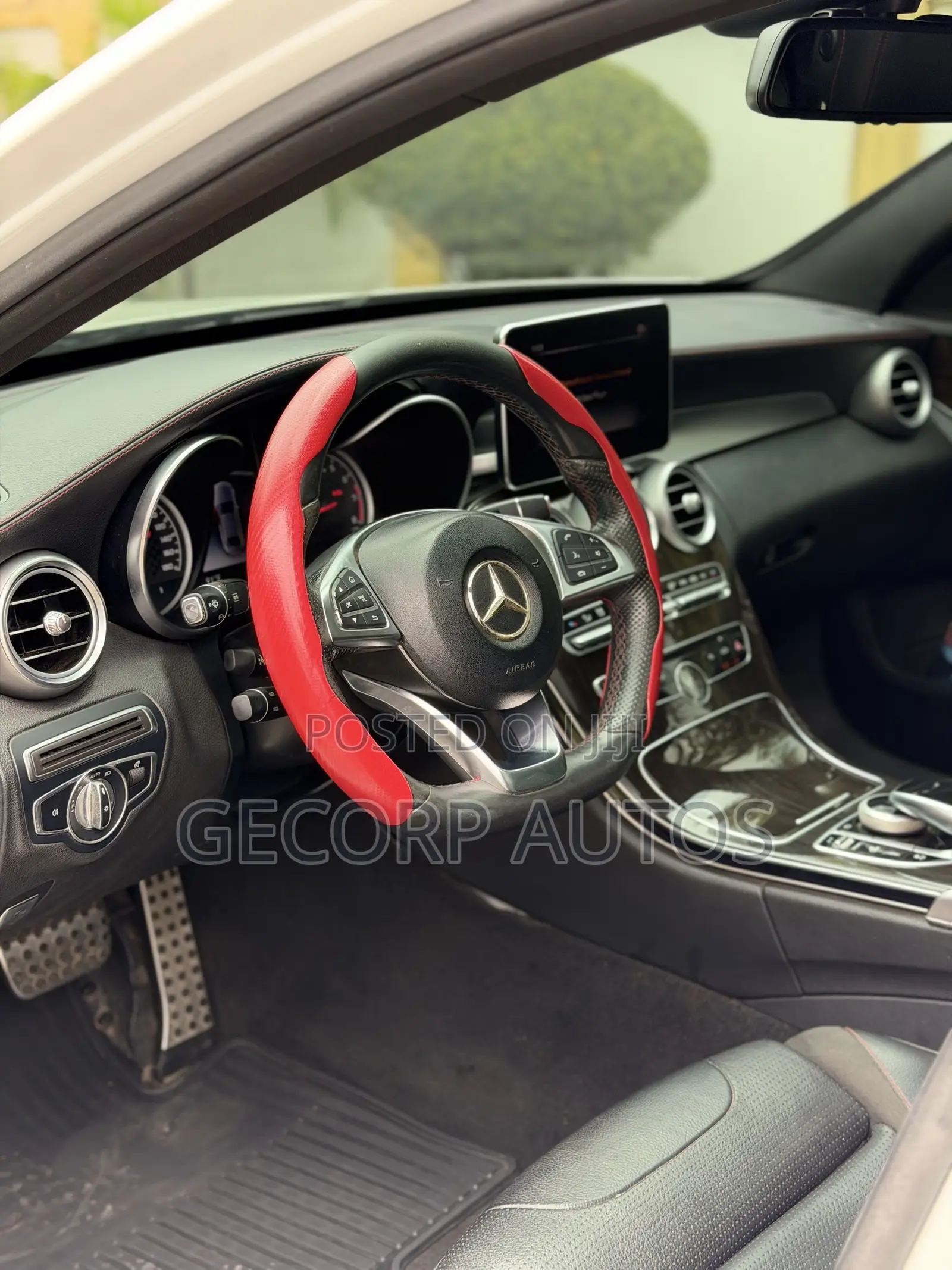 Mercedes-Benz C43 4Matic Sedan AWD (3.0L V6 9AM) 2018 White