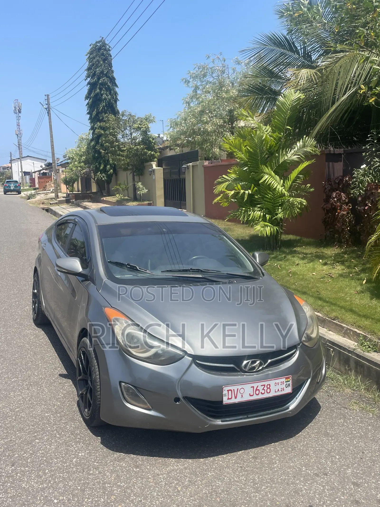 Hyundai Elantra Limited Sedan FWD (1.8L 4cyl 6A) 2013 Gray