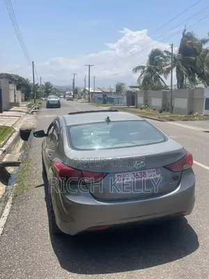 Hyundai Elantra Limited Sedan FWD (1.8L 4cyl 6A) 2013 Gray