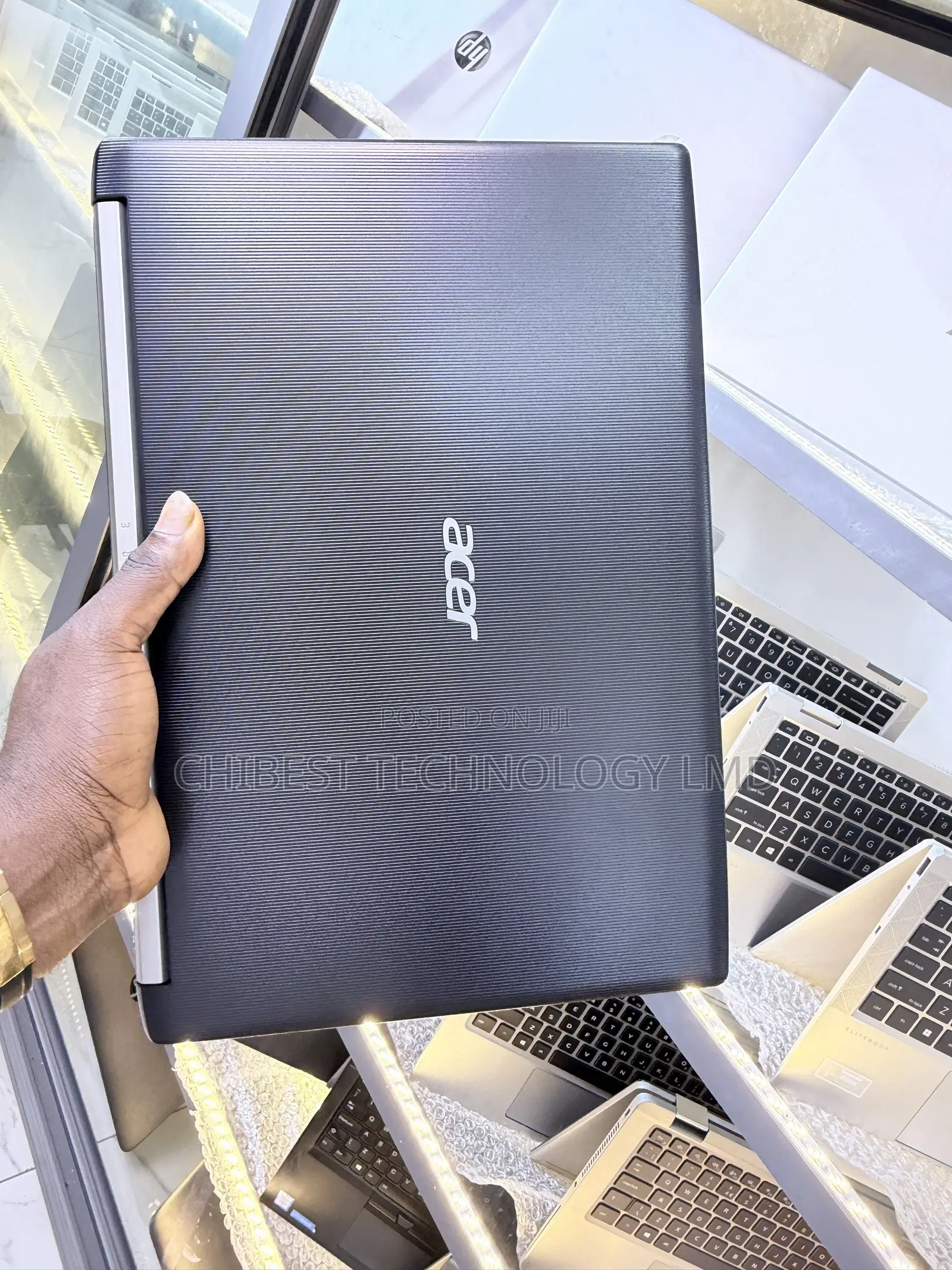 Laptop Acer Aspire A515 51G 8GB Intel Core i5 HDD 750GB