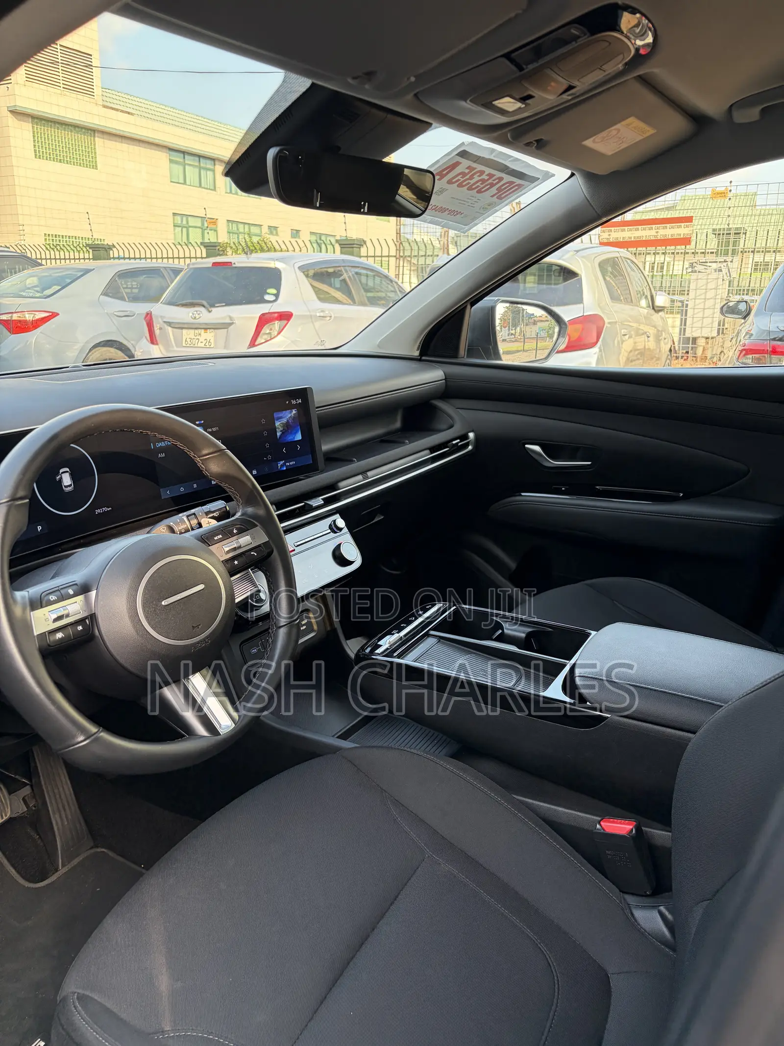 Hyundai Tucson SE AWD 2025 Silver