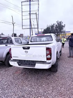 New Nissan Navara 2025 White