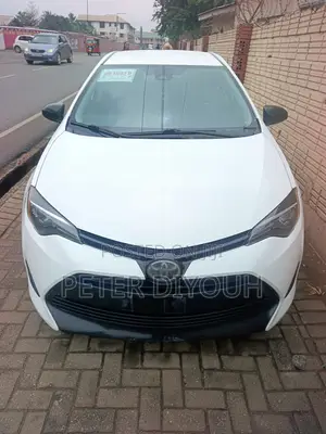 Toyota Corolla 2017 White