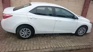 Toyota Corolla 2017 White