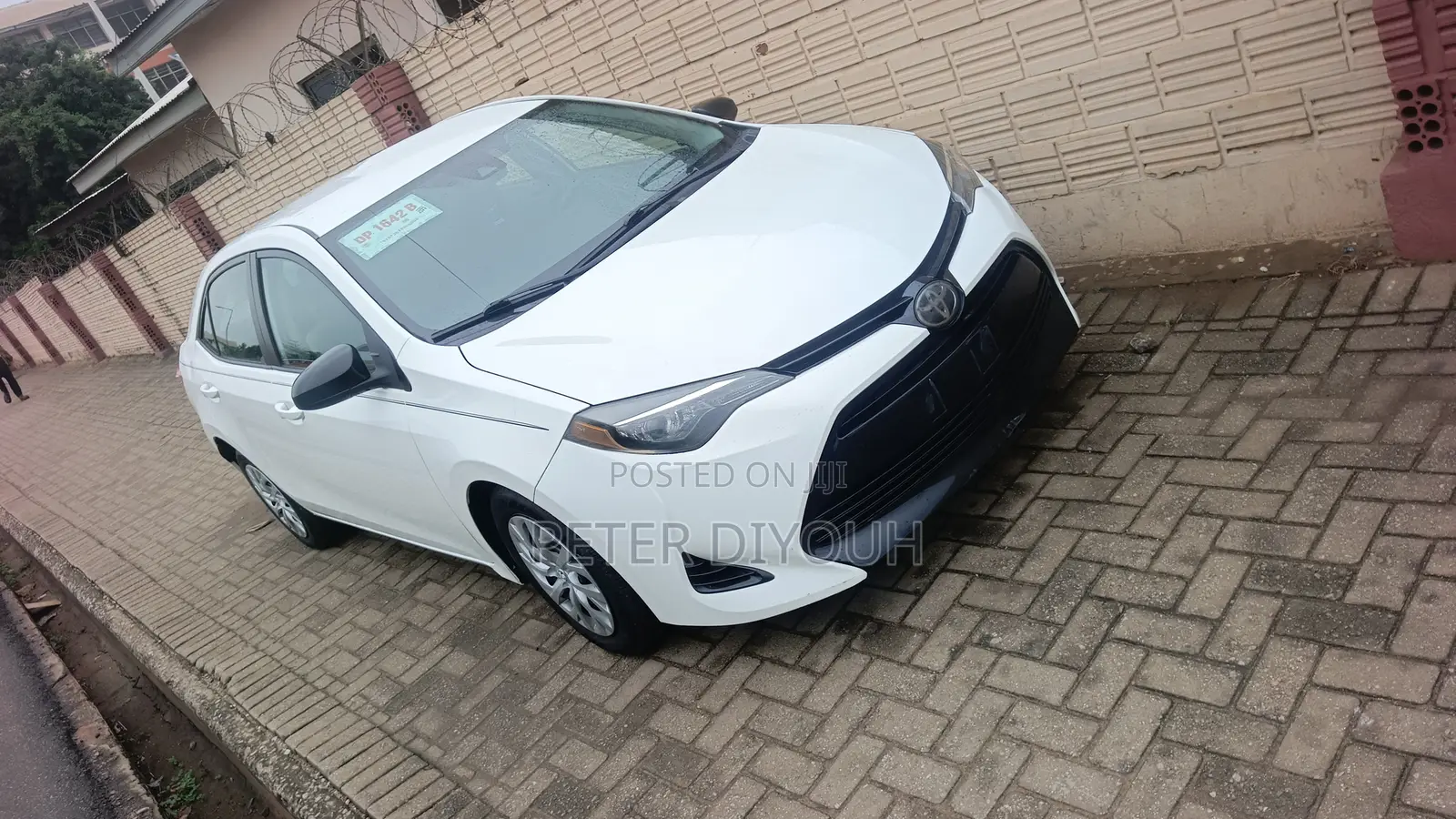 Toyota Corolla 2017 White