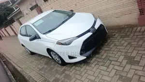 Toyota Corolla 2017 White