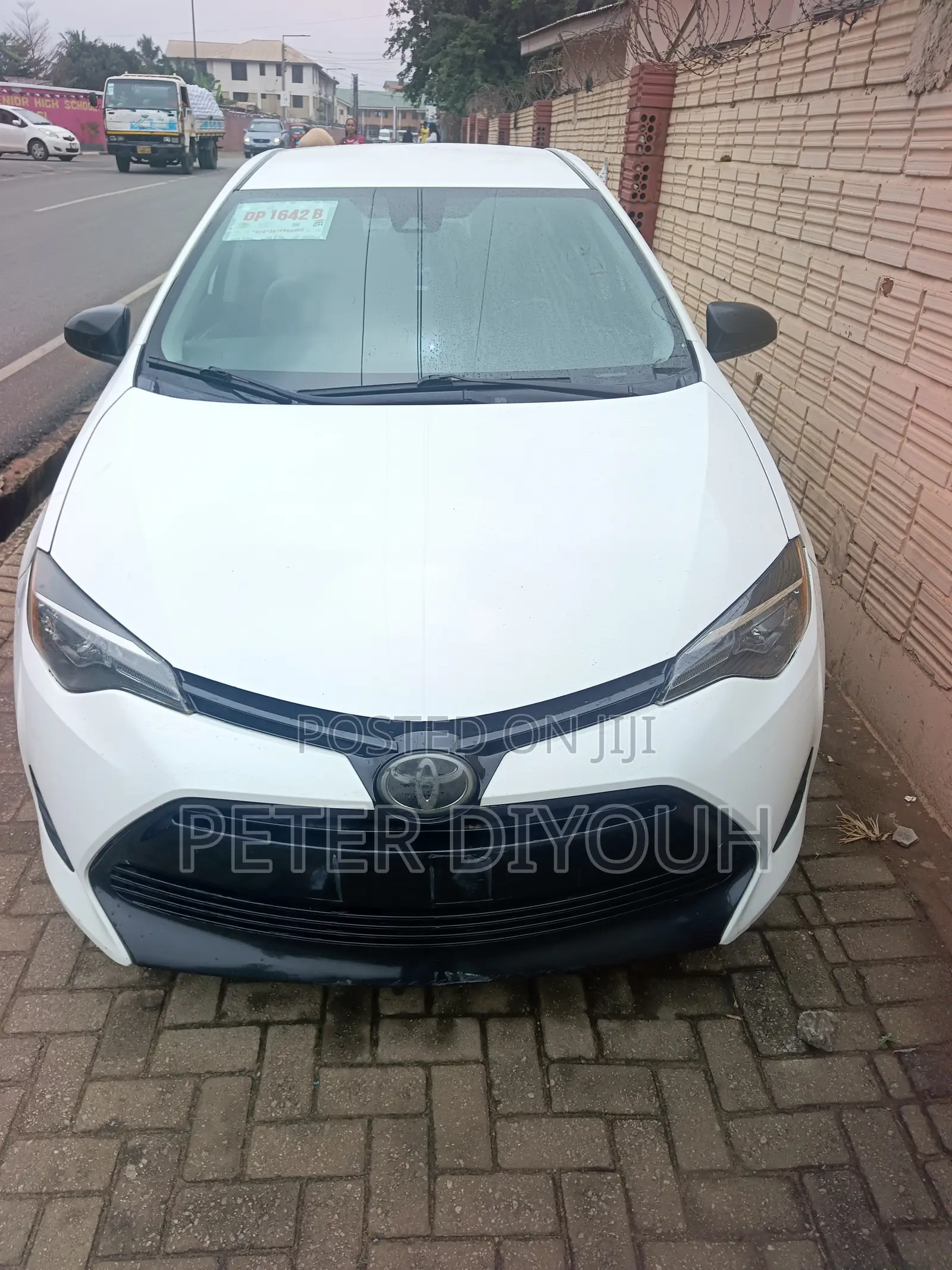 Toyota Corolla 2017 White