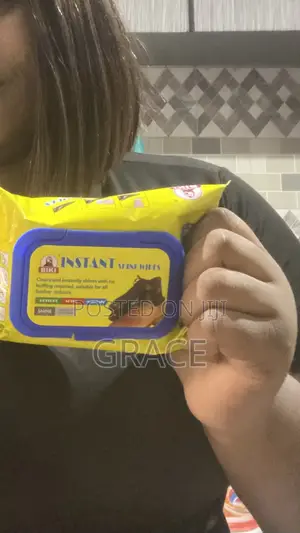 Bag and Shoe Wipes