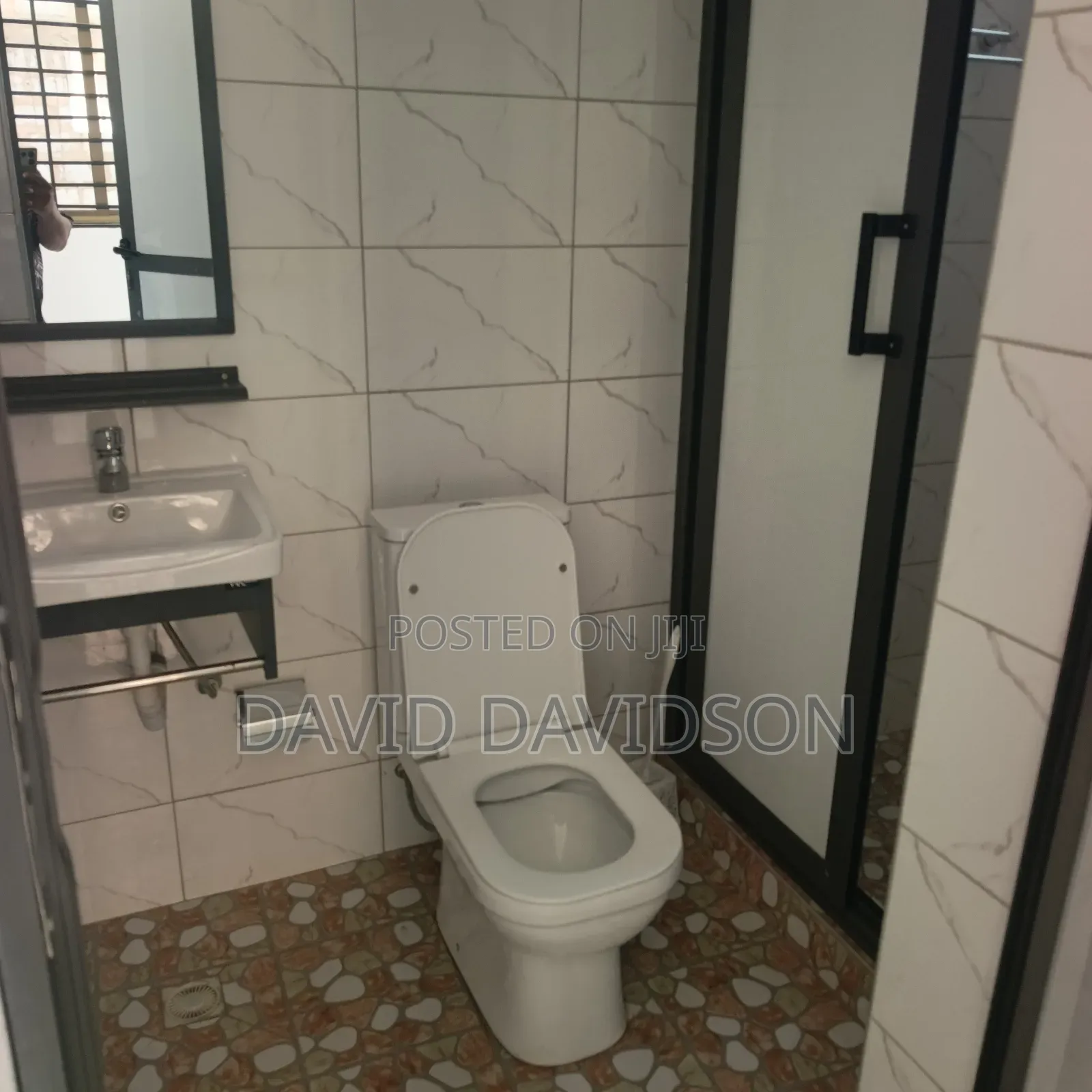 2bdrm Apartment in Newly Built 2, Tema Metropolitan for rent