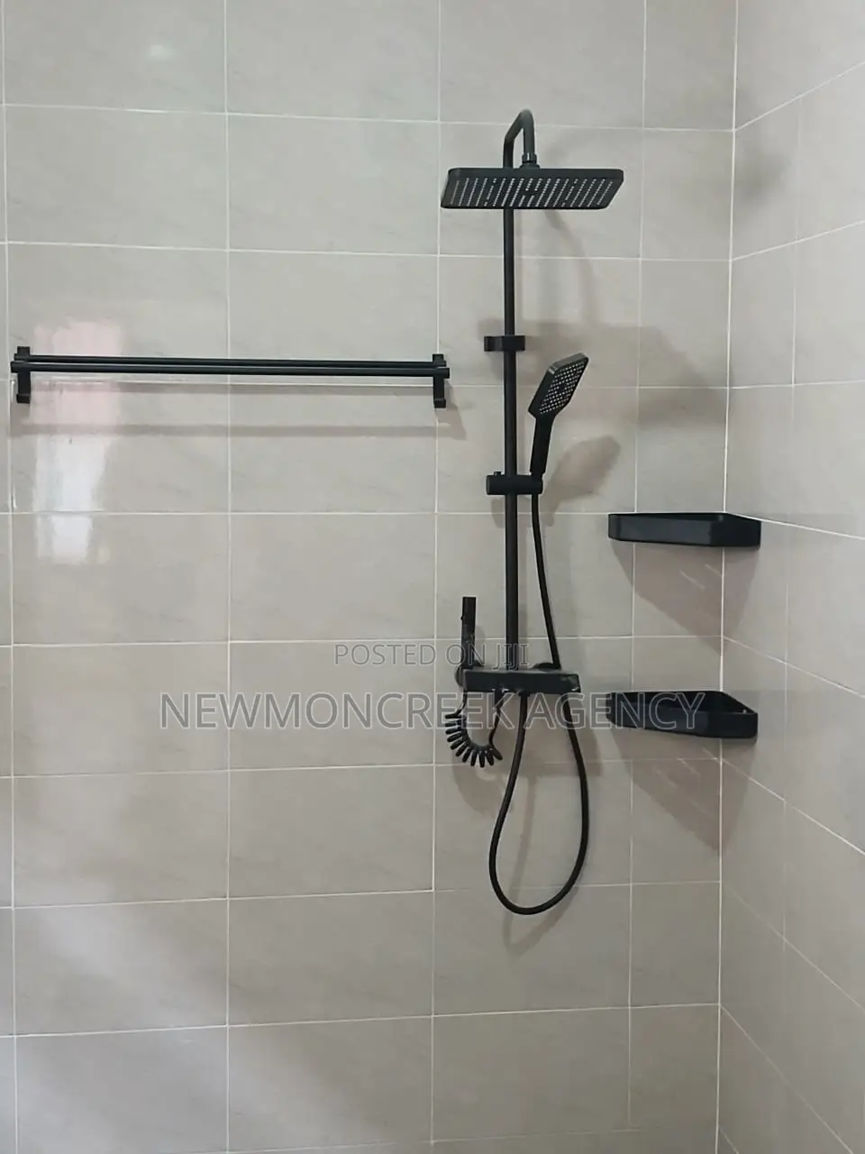 3bdrm Bungalow in Oyarifa, Accra Metropolitan for sale