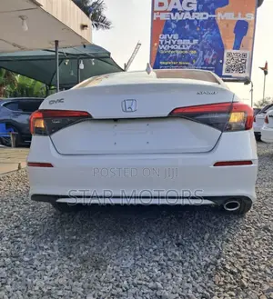 Honda Civic 2024 White