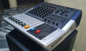 Pro DJ Mixer Kv60