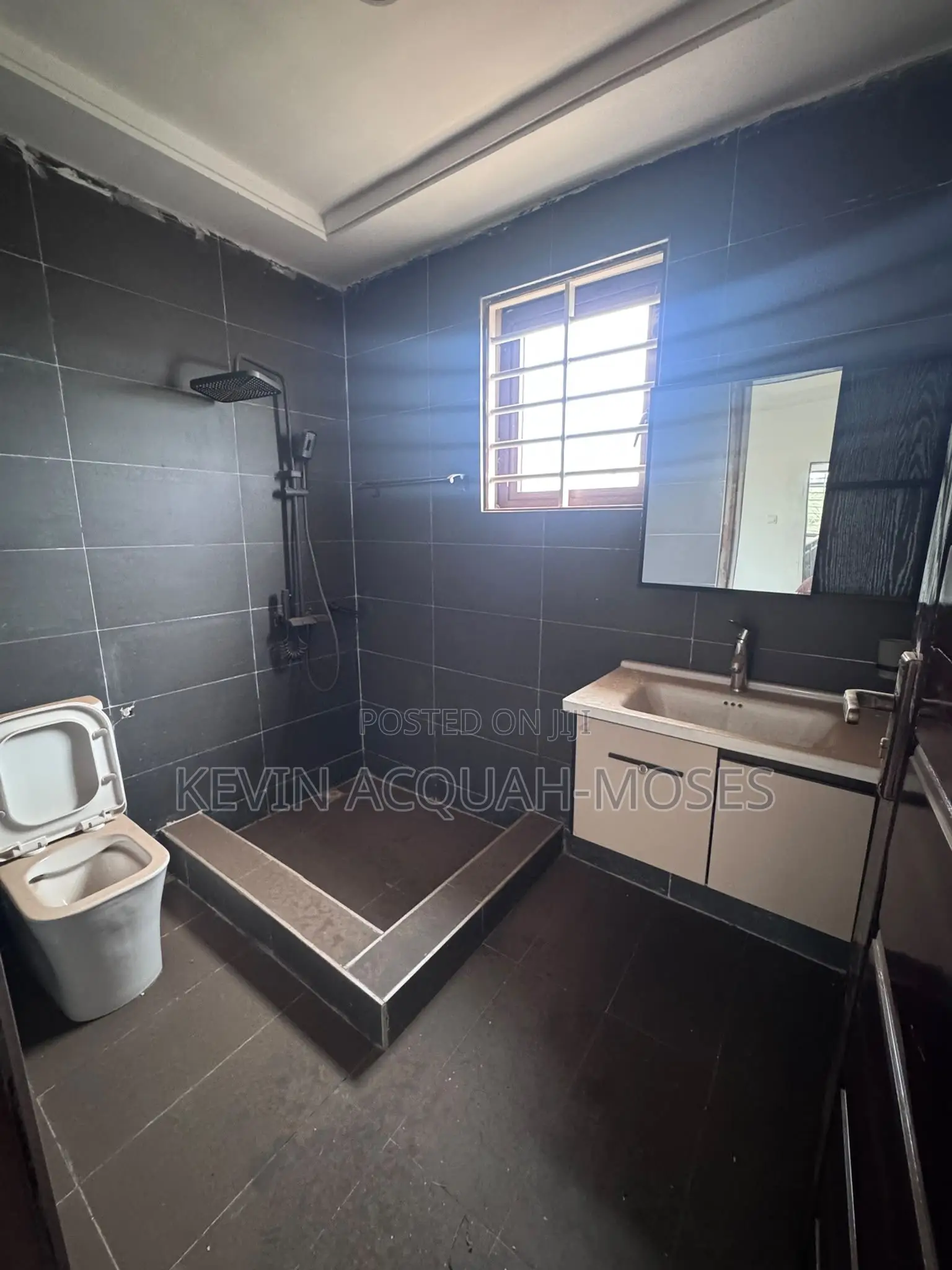 3bdrm House in Appolonia City for rent