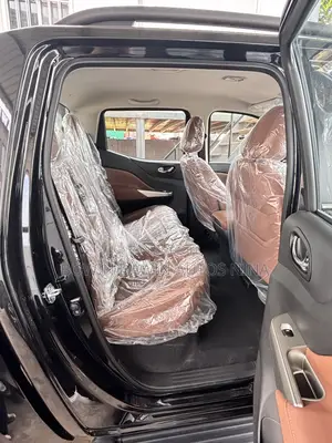 New Nissan Pick-Up 2025 Black