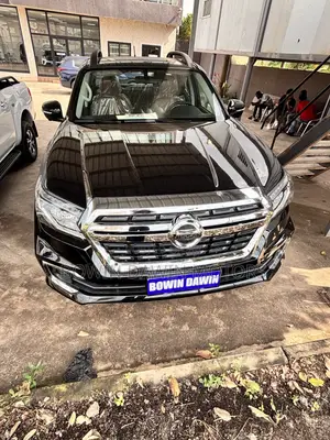 New Nissan Pick-Up 2025 Black