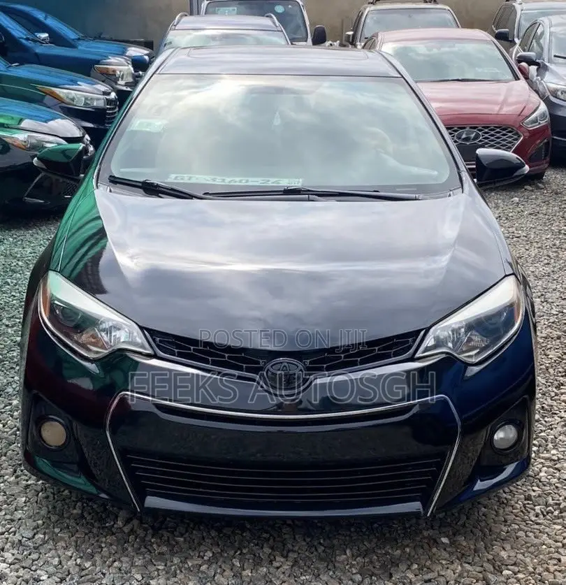 Toyota Corolla S 4dr Sedan (1.8L 4cyl CVT) 2014 Black