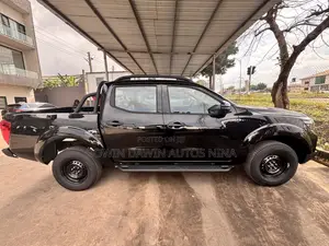 New Nissan Pick-Up 2025 Black