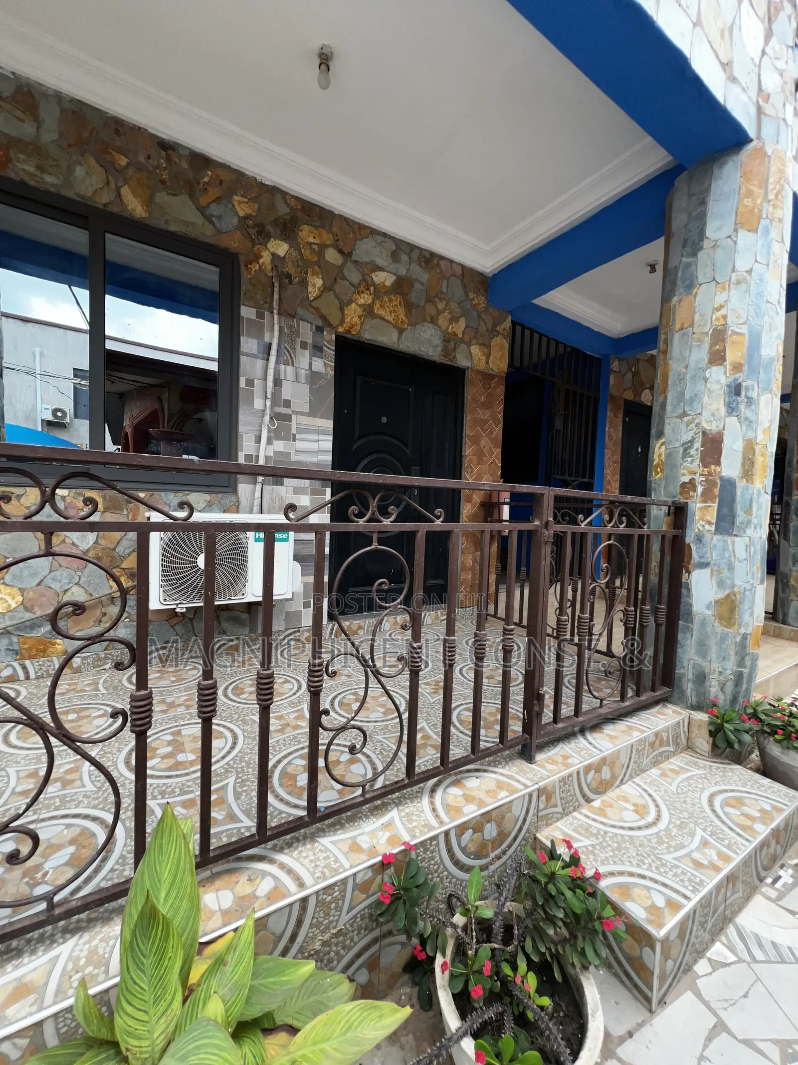2bdrm Apartment in Lakeside, Ashaley Botwe for rent