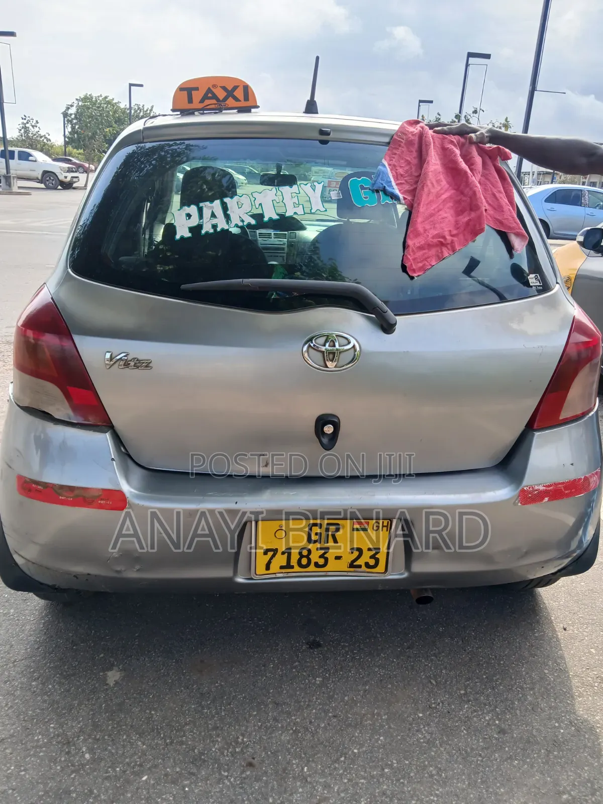 Toyota Vitz 1.3 AWD 3dr 2009 Gray