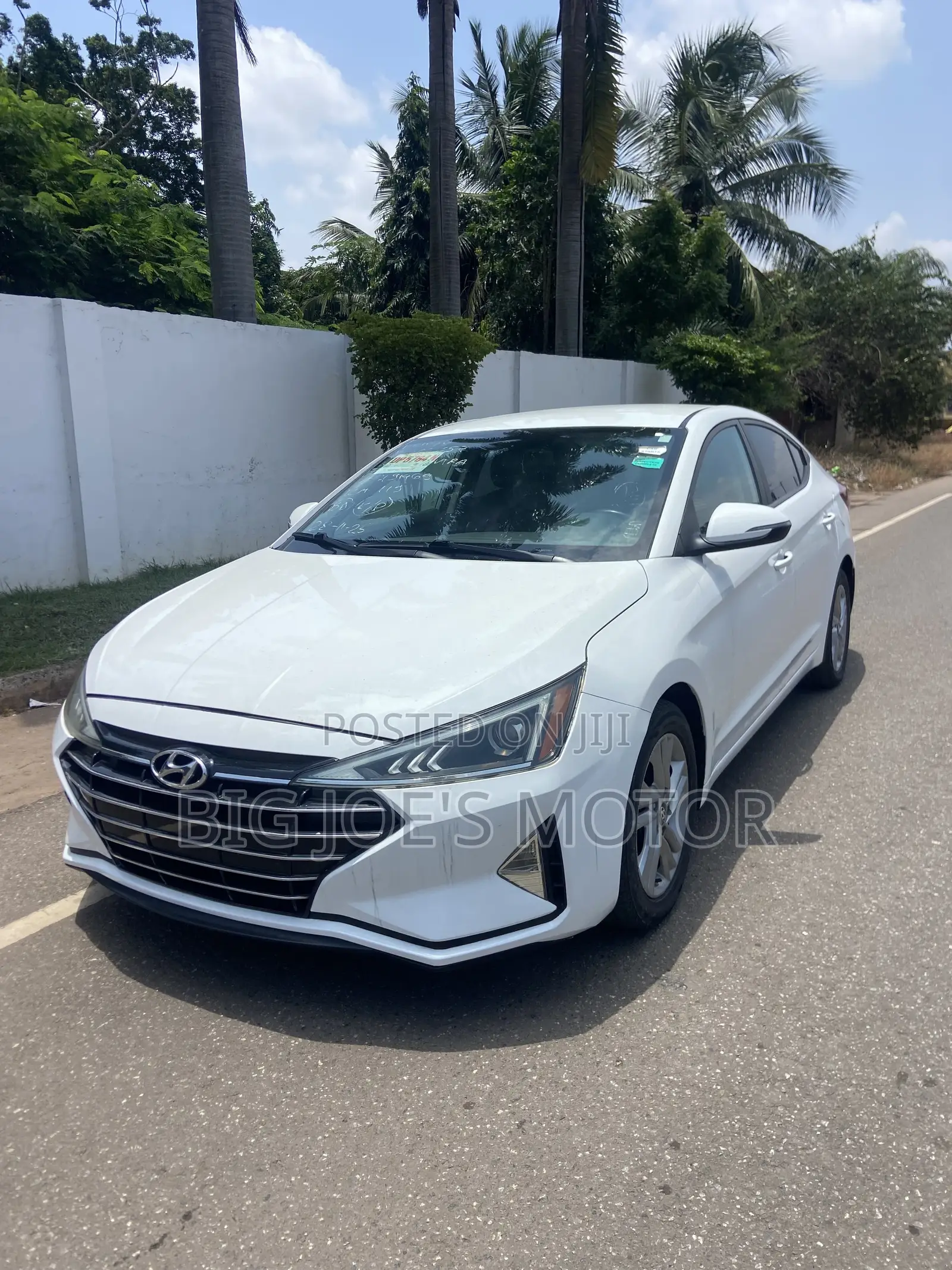 Hyundai Elantra 2019 White