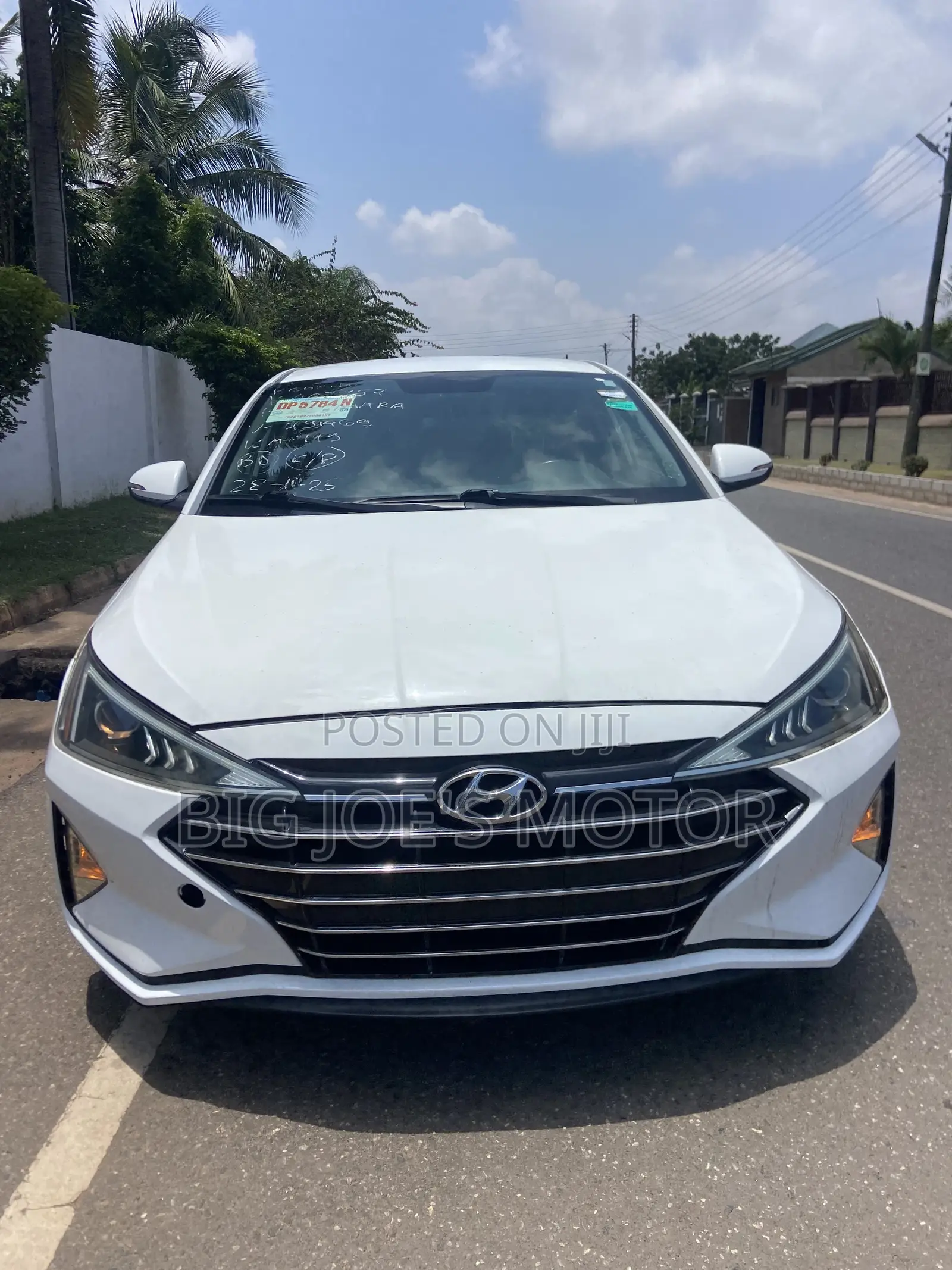 Hyundai Elantra 2019 White