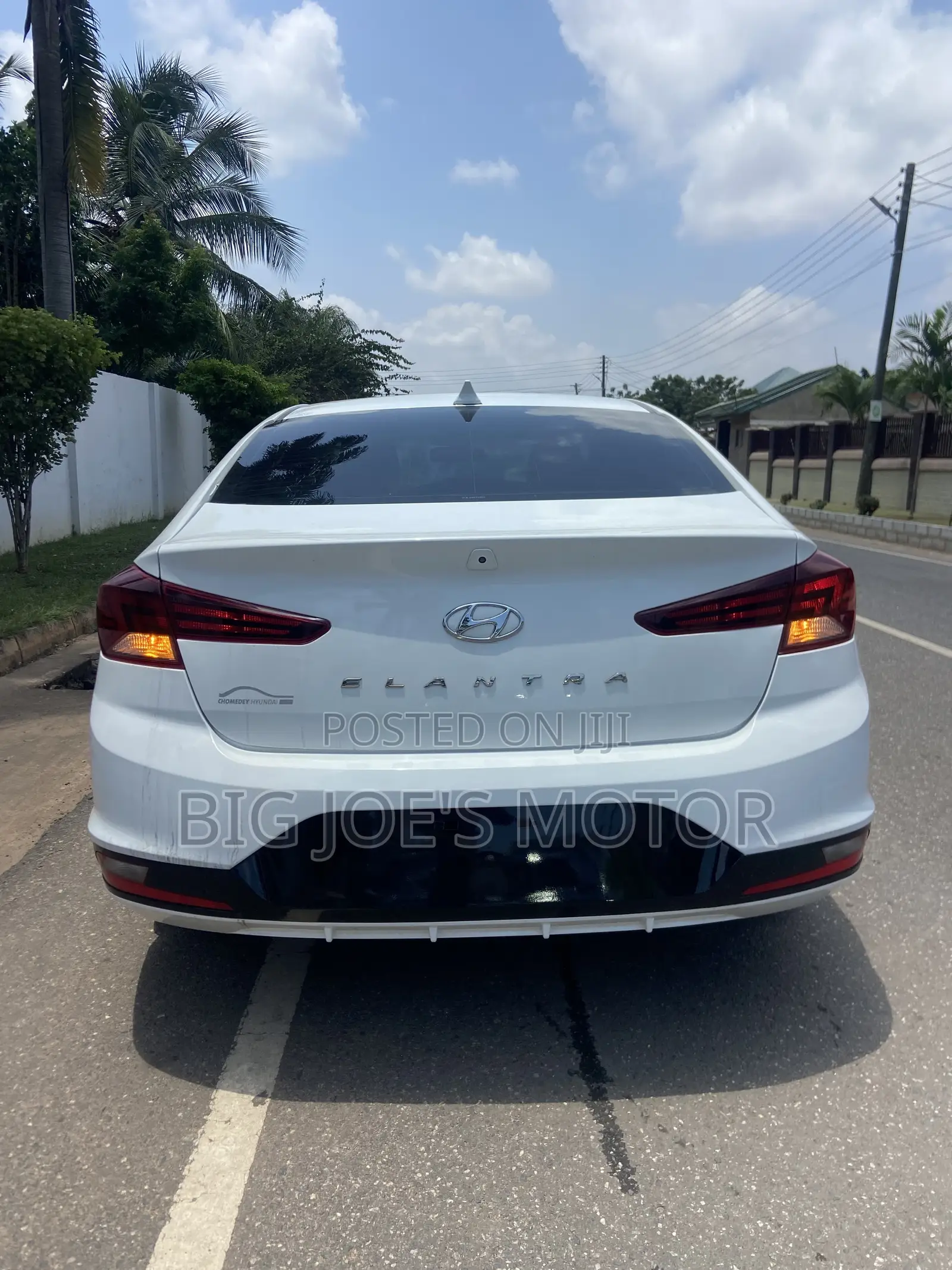 Hyundai Elantra 2019 White
