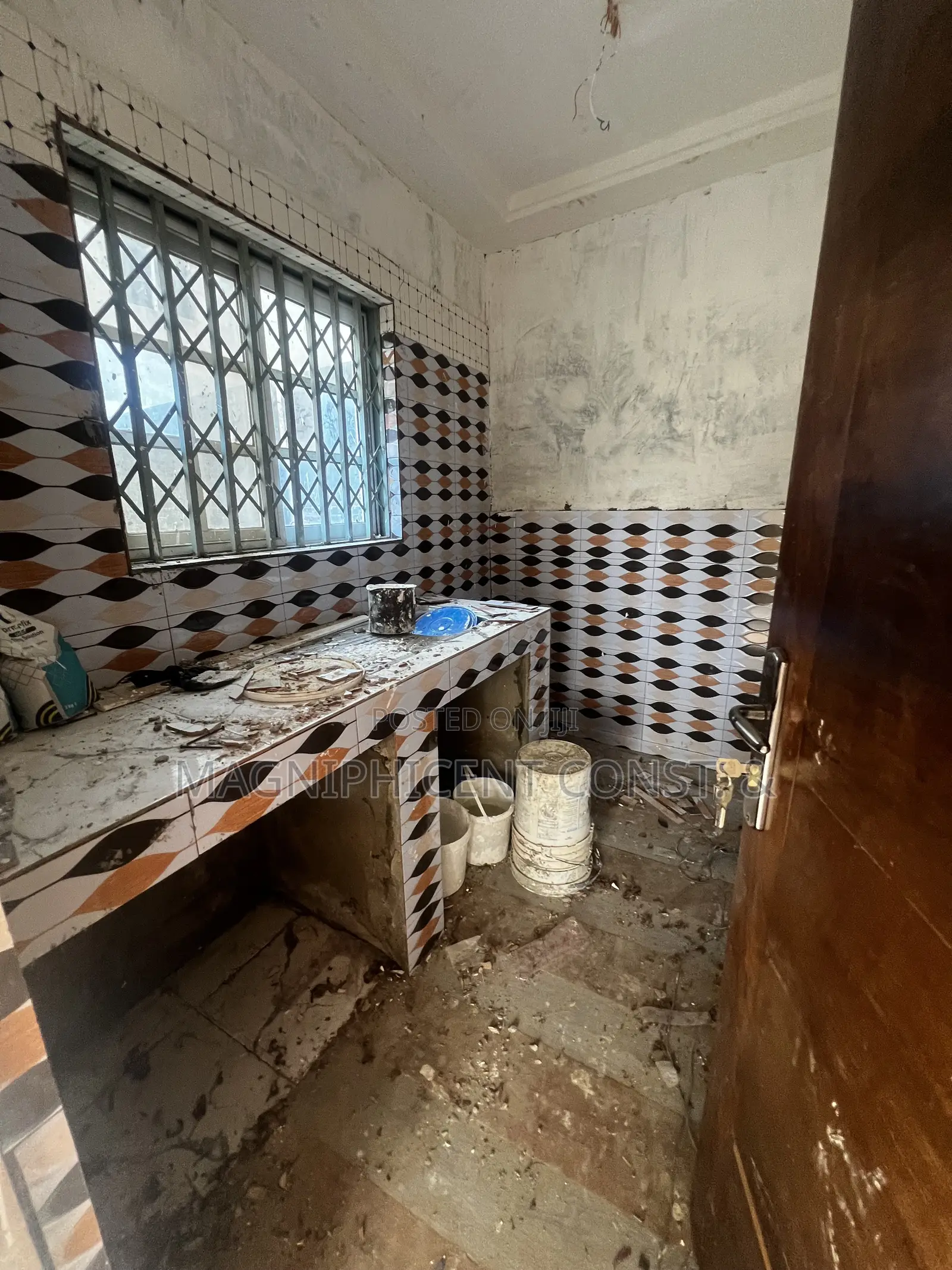 1bdrm Apartment in Lakeside, Ashaley Botwe for rent