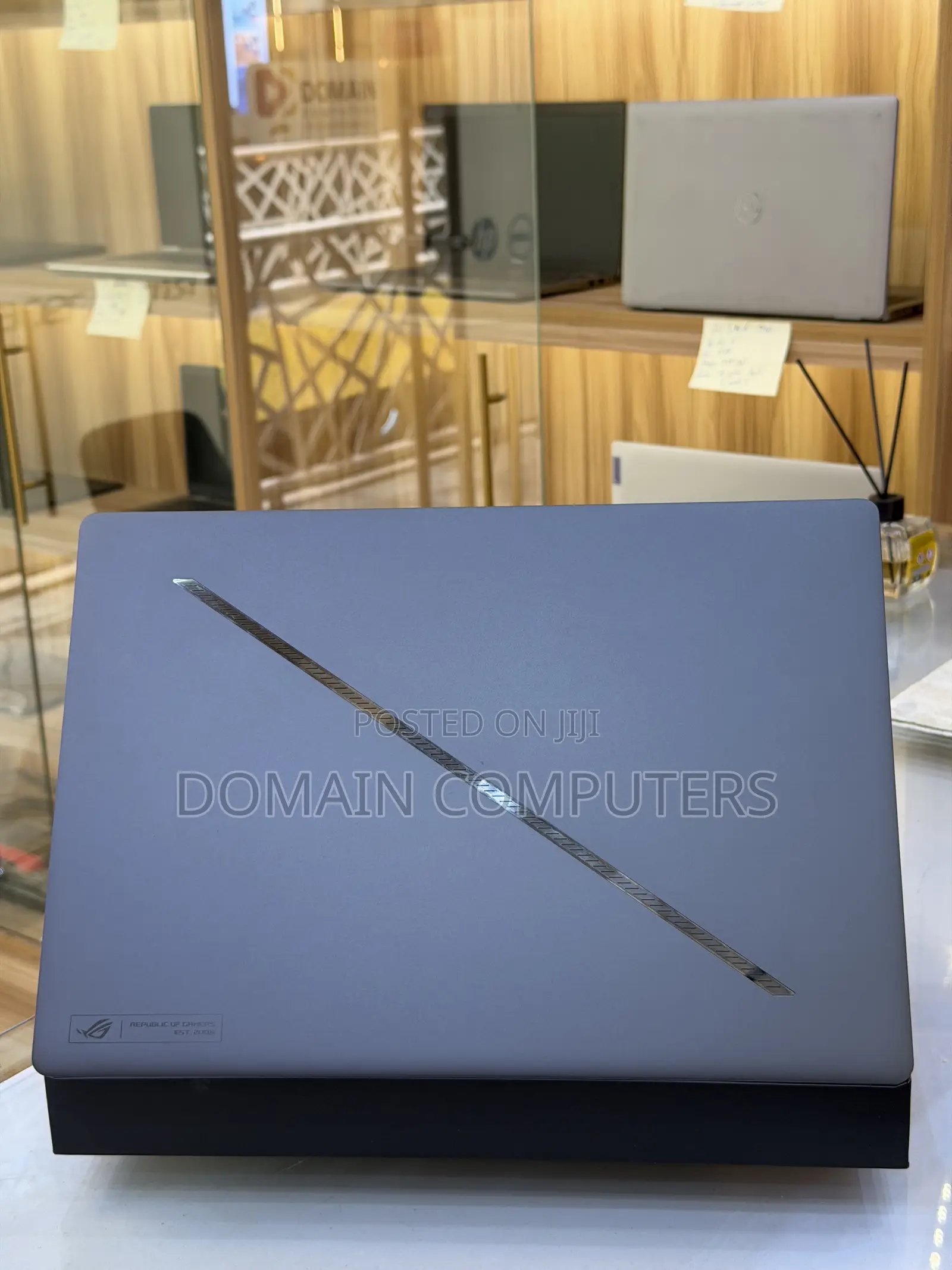 New Laptop Asus ROG Zephyrus G16 16GB Intel Core Ultra 9 SSD 1T