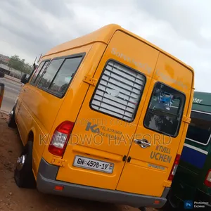 Mercedes-Benz Sprinter 2012 Yellow