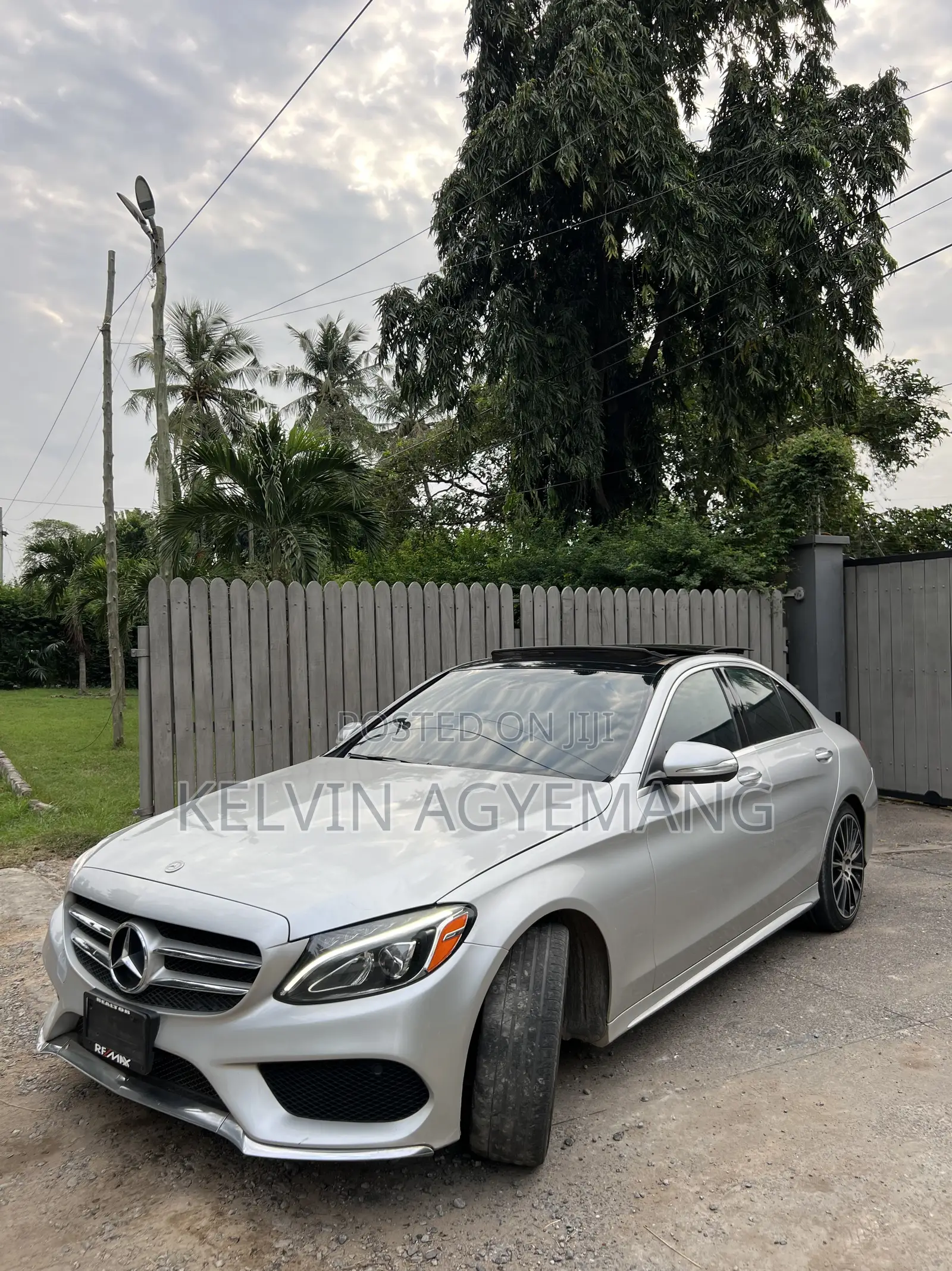 Mercedes-Benz C300 2015 Silver