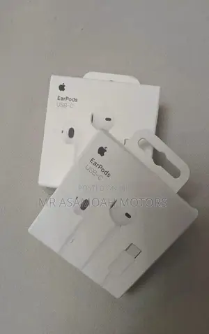Brand New,Genuine Apple Earpiece With USB-c.iPhone 15,16, And17 Series