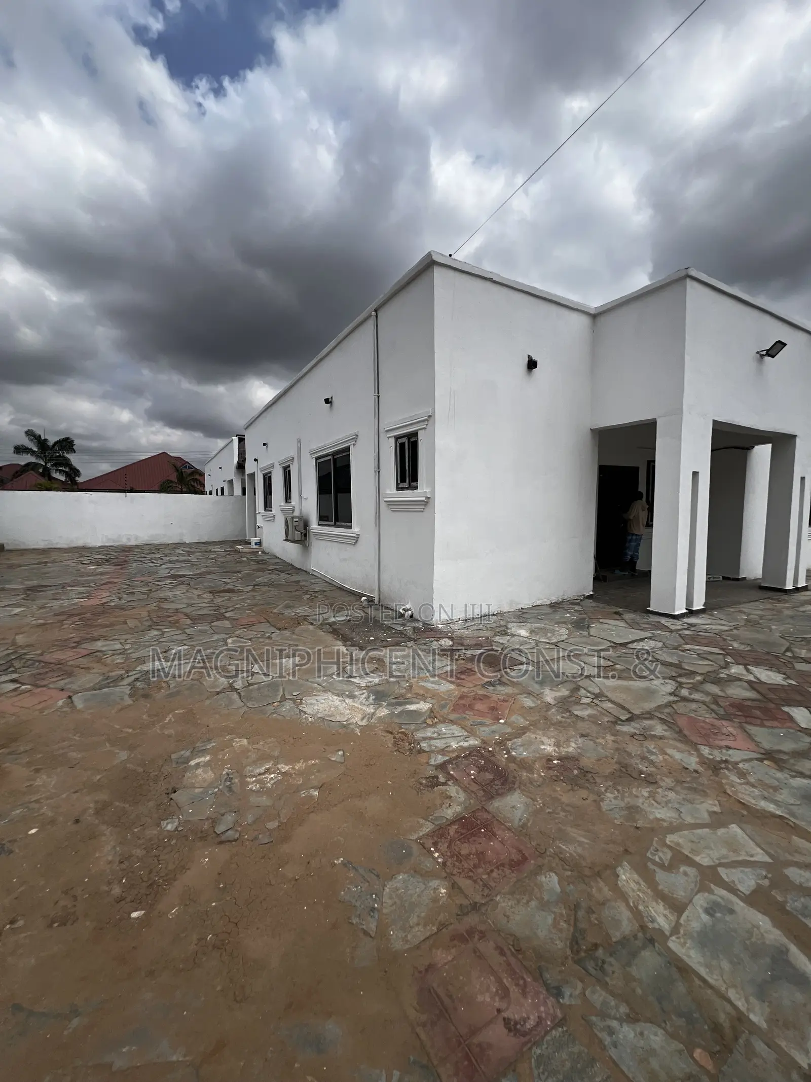 3bdrm House in Hills Estate, Ashaley Botwe for rent