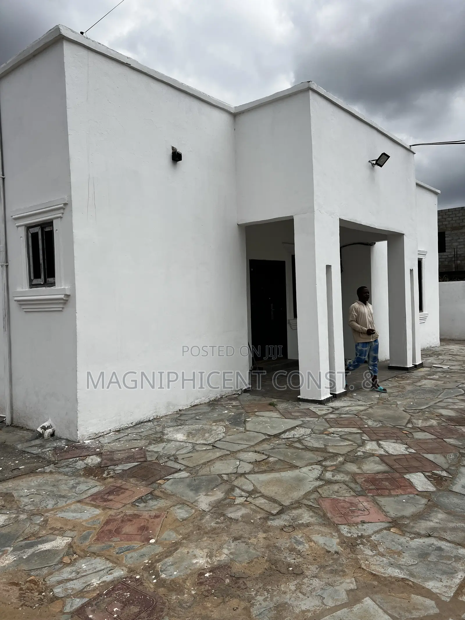 3bdrm House in Hills Estate, Ashaley Botwe for rent