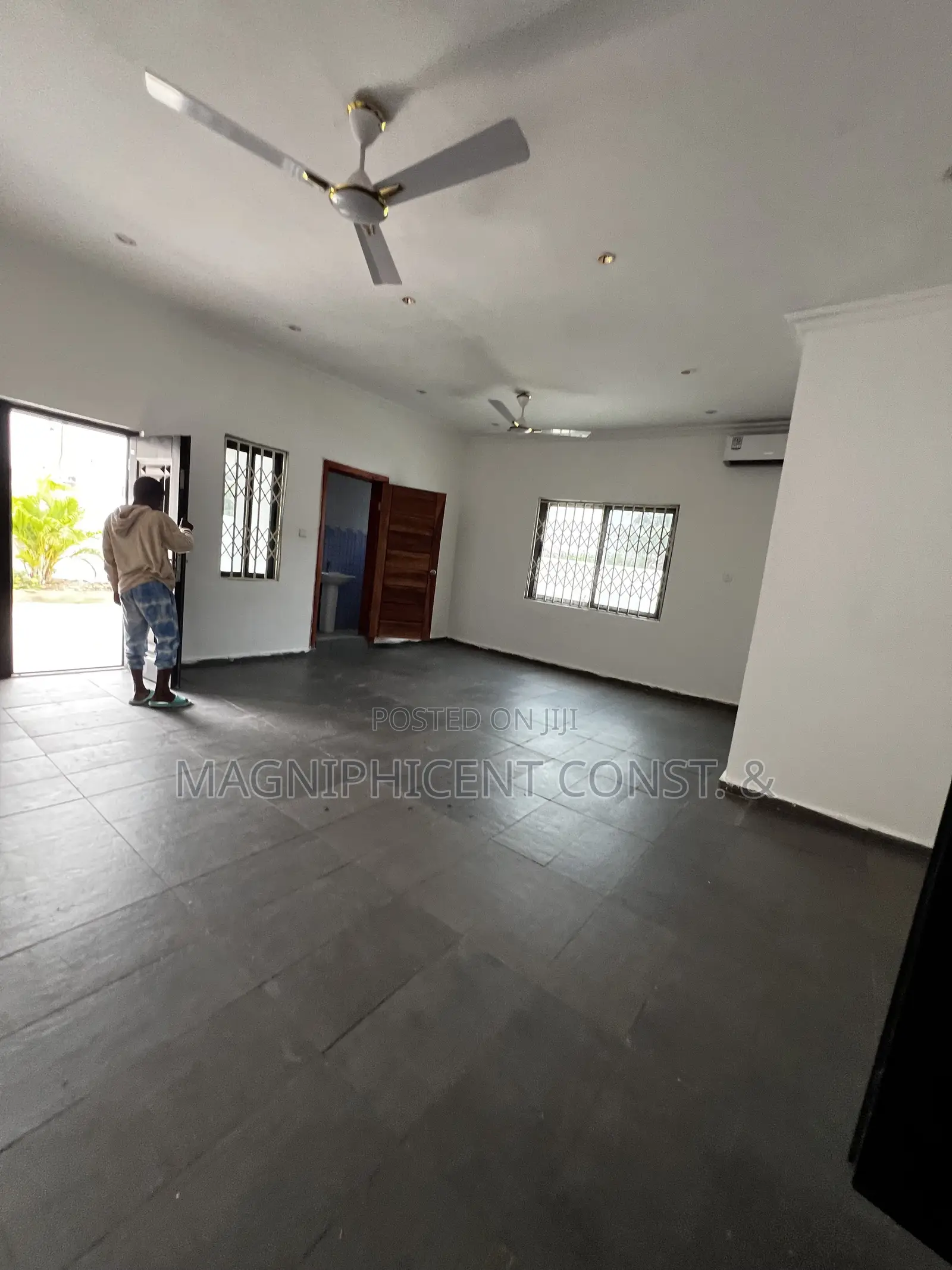 3bdrm House in Hills Estate, Ashaley Botwe for rent