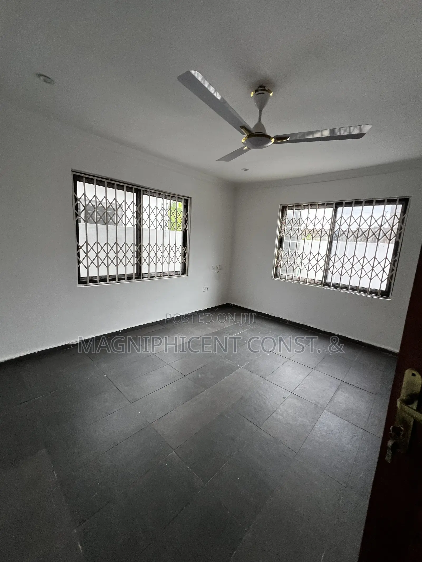 3bdrm House in Hills Estate, Ashaley Botwe for rent