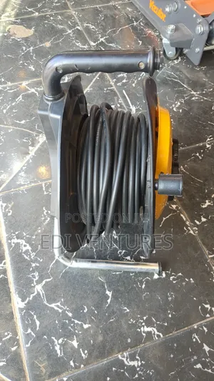 SGS 20m Extension Cable Reel. High Quality 3x2.5 Mm2 Cable