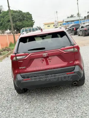 Toyota RAV4 2019 Red