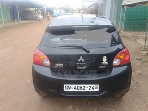 Mitsubishi Mirage 2015 Black
