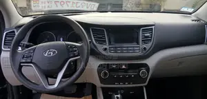 Hyundai Tucson SE AWD 2018 Black