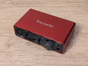 Focusrite Scarlet 2i2