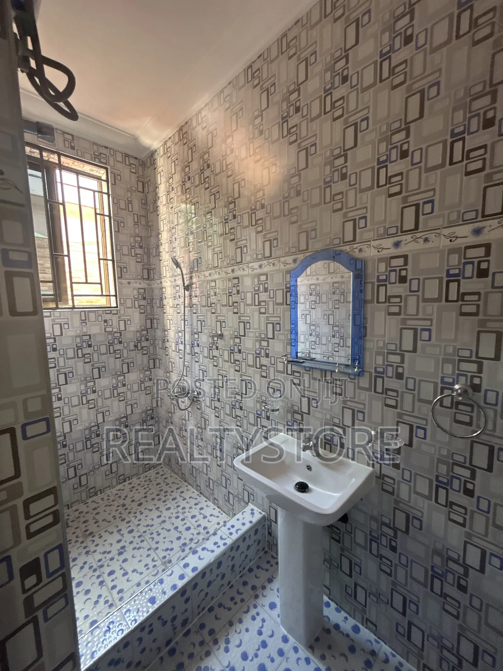 2bdrm Apartment in Atomic, Accra Metropolitan for rent