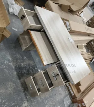Standard Office Desk Table