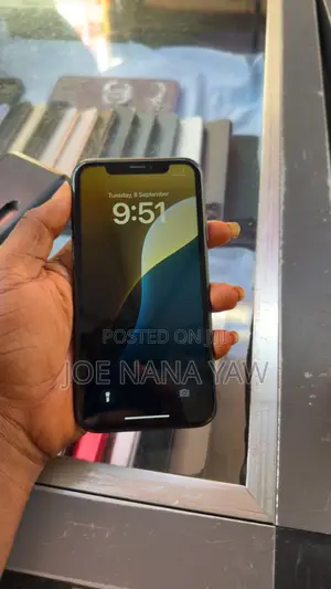 Apple iPhone XR 64 GB Black