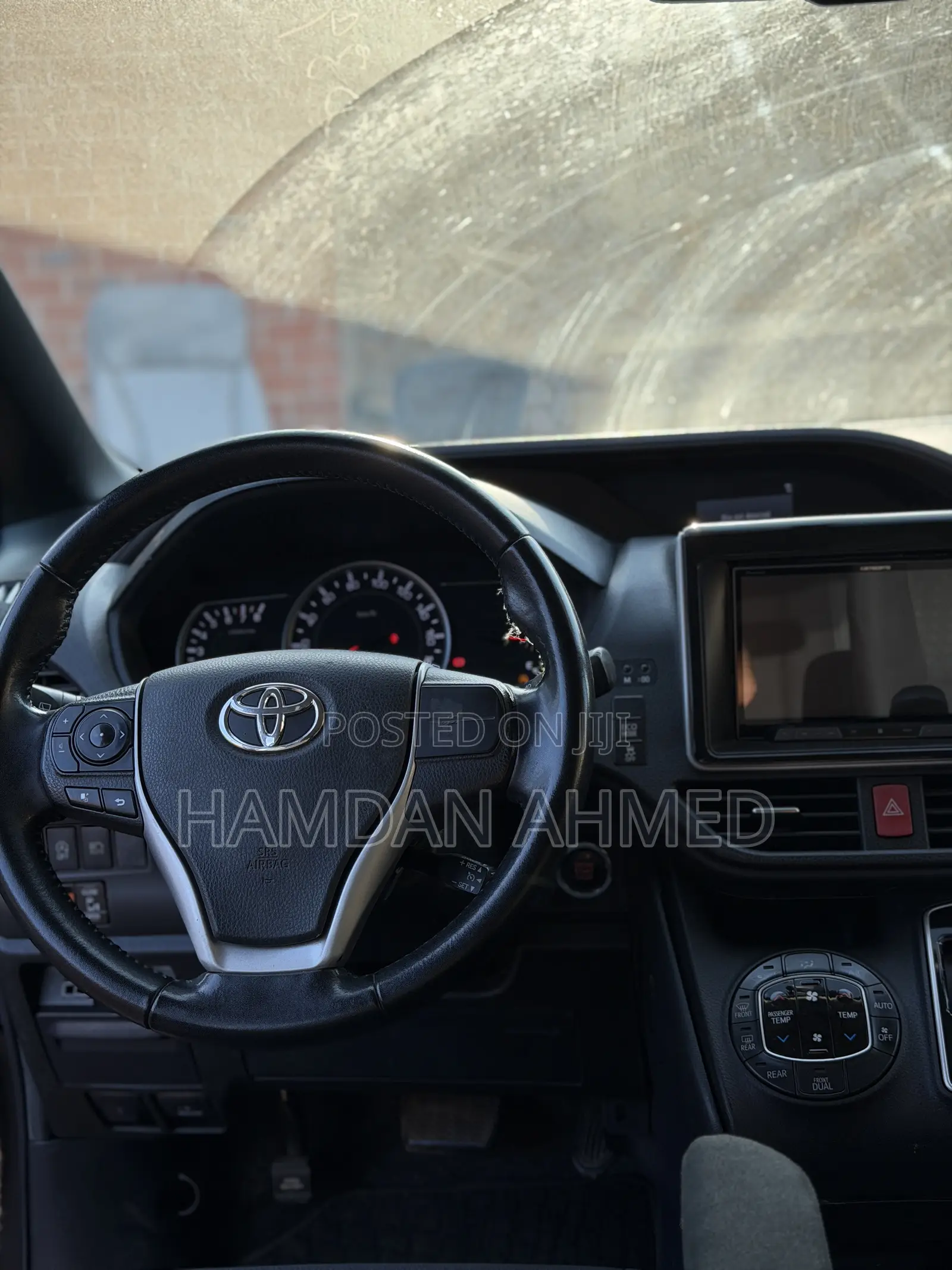 Toyota Voxy V 2WD 8-Seater 2015 Black