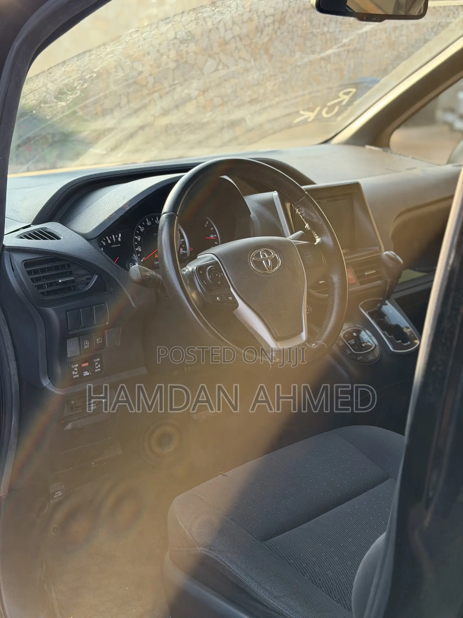 Toyota Voxy V 2WD 8-Seater 2015 Black