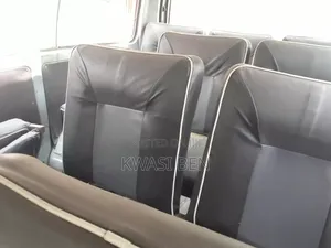 Toyota HiAce 2004 Grey